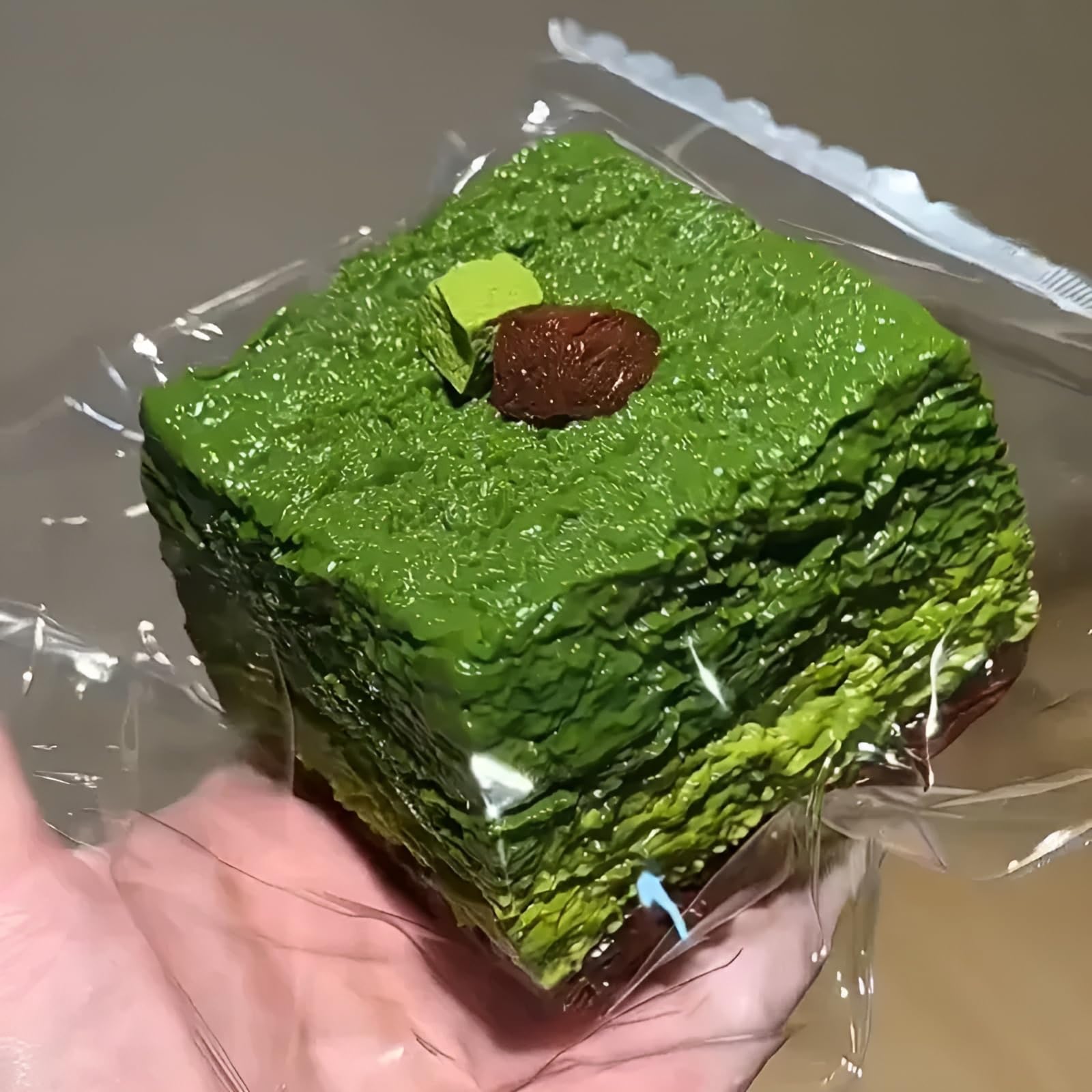 【現貨】3層厚切りトースト スクイーズ1点もの 希少 クッキー 食べ物 パン スクイーズ玩具 握る玩具 スクイーズ ゆっくりと